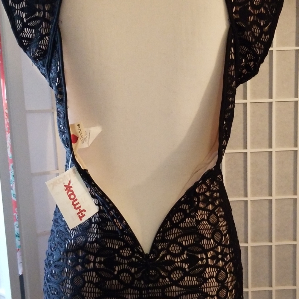 NWT😍DRESS - Picture 4 of 5